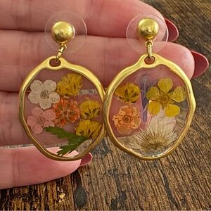 Floral Gold Earrings